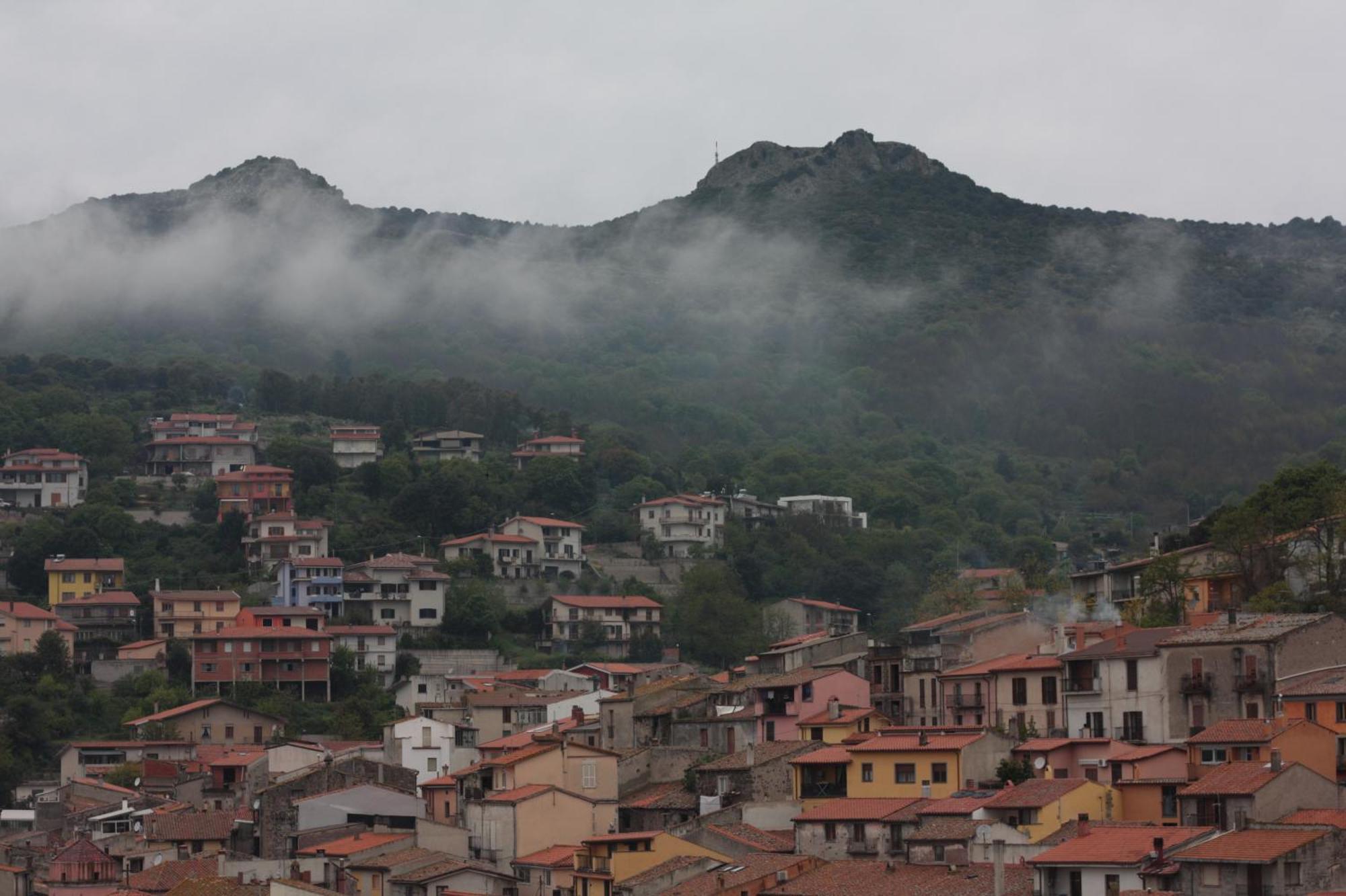 Bed and Breakfast Il Lupo Rosso Santu Lussurgiu Exterior foto
