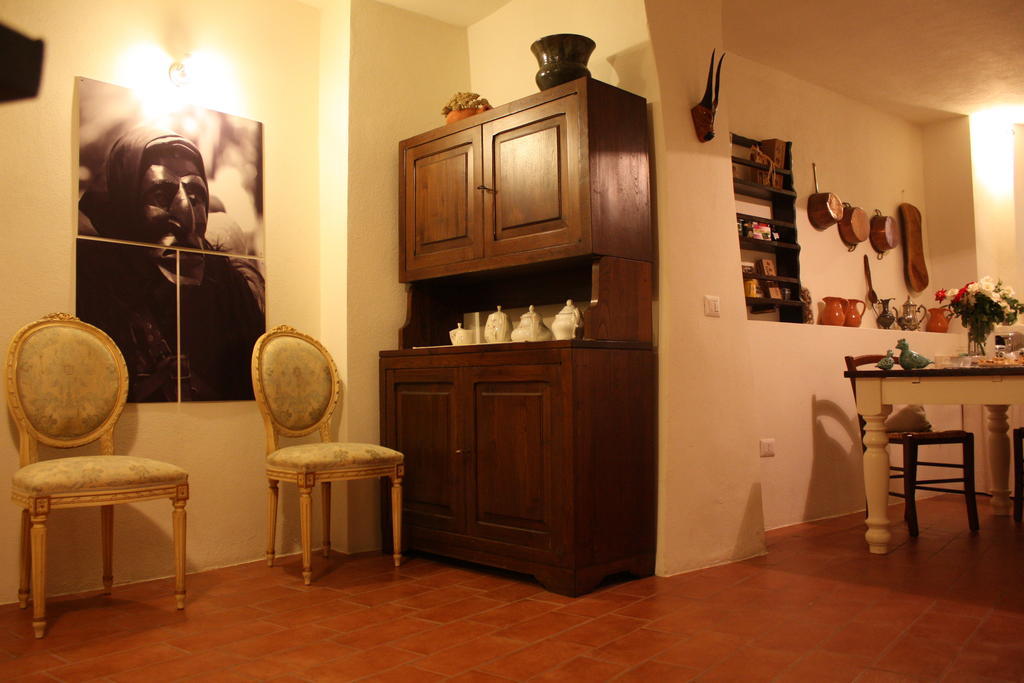 Bed and Breakfast Il Lupo Rosso Santu Lussurgiu Exterior foto