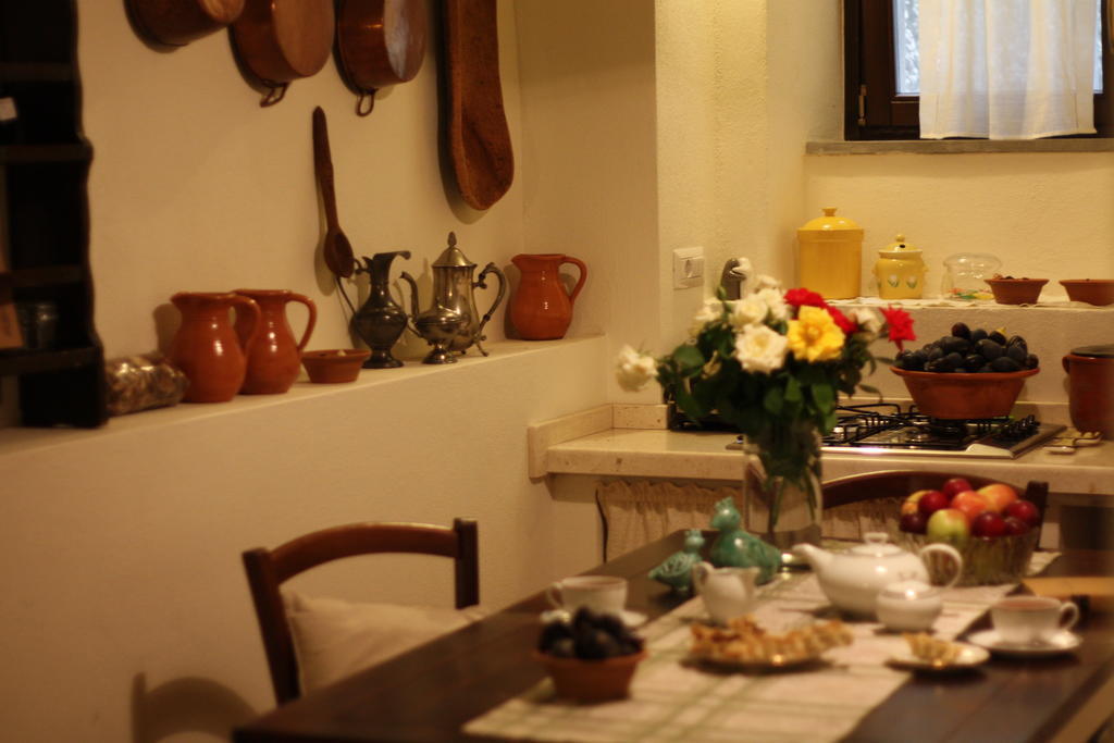 Bed and Breakfast Il Lupo Rosso Santu Lussurgiu Exterior foto